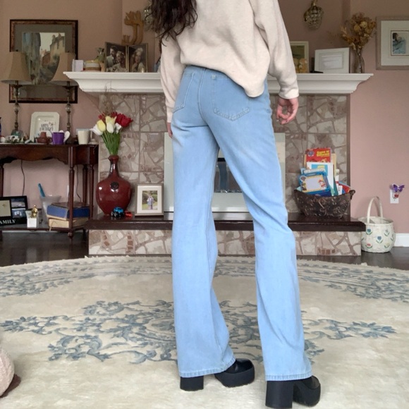 Boohoo Blue Mid Rise Wide Leg Jeans - Picture 9 of 16